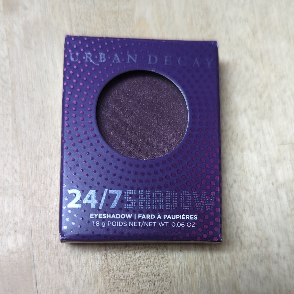 Urban Decay 24/7 Shimmering Dark Brown/Purple Eyeshadow color "Ride"